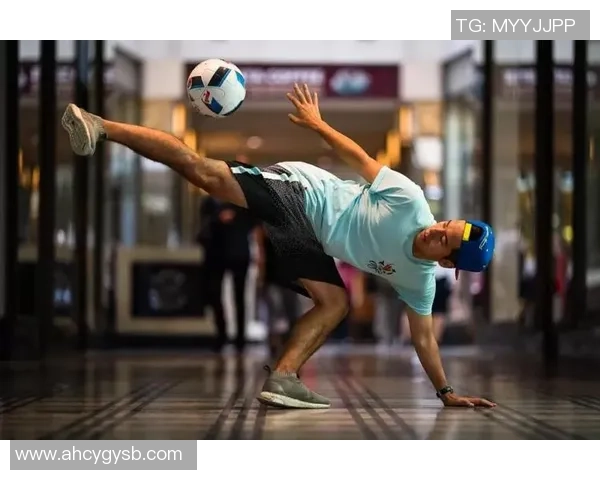 花式足球平地技巧大揭秘让你在街头也能展现超凡球技与魅力